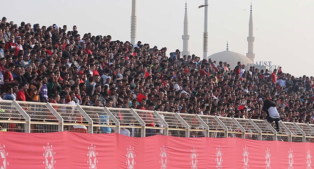 النجمة ينتزع صدارة الترتيب من العهد