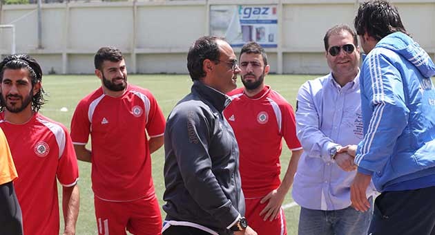 بالصور  : منتخب لبنان لكرة القدم يستأنف تمارينه 