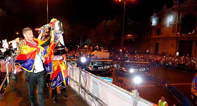 احتفالات فريق  ريـال مدريد بالصور...