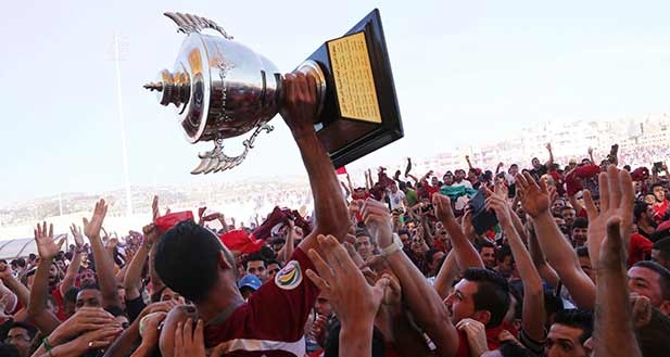 اللاعب اللبناني_الغيني محمد فواز يُوقع للنجمة بطل لبنان 