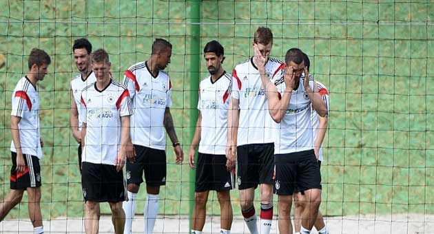 بالصور : تدريبات منتخب المانيا لكرة القدم 