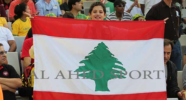 بالصور : العلم اللبناني يرفرف في البرازيل 