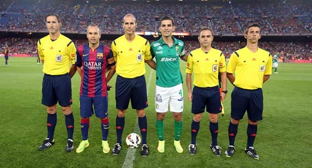 الفيفا يفرض حظر  على تعاقدات  برشلونة 