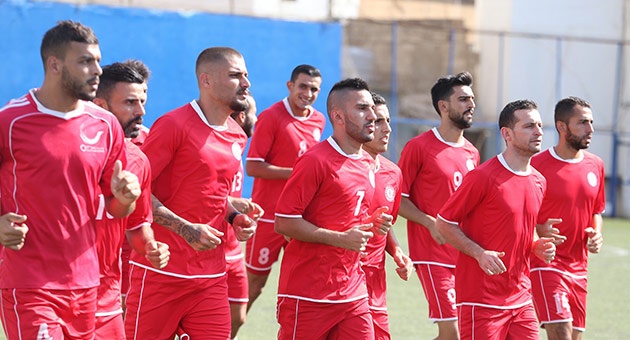 lebanon_2_10_11_630 منتخب لبنان لكرة القدم يغادر إلى بانكوك الاحد