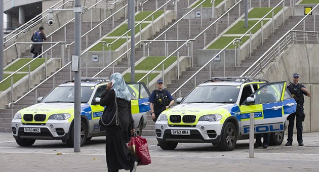 london_630 الغاء مباراة بلجيكا واسبانيا بسبب التهديدات الارهابية