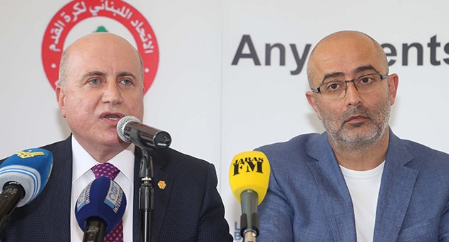 اتفاق حول رعاية بطولة كرة القدم  الشاطئية وكرة الصالات 