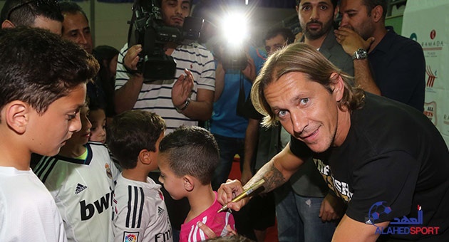 بالصور : مدافع ريـال مدريد السابق سلغادو في بيروت 
