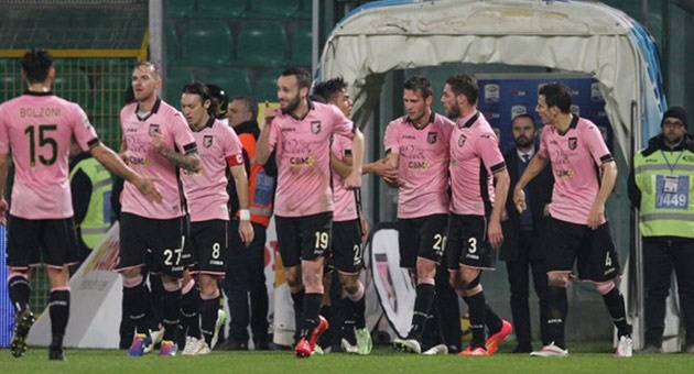 napoli_15_2_630 باليرمو يُنزل بـ نابولي خسارة قاسية في الدوري الايطالي
