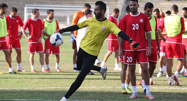 بالصور : منتخب لبنان يستعد لمواجهة المنتخب الكويتي 