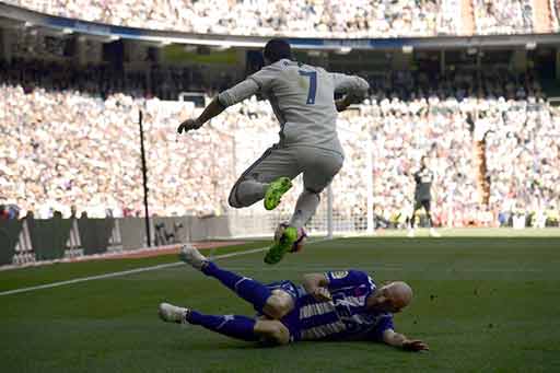 بطولة اسبانيا: فوز رابع لريال مدريد وبرشلونة يواصل صحوته