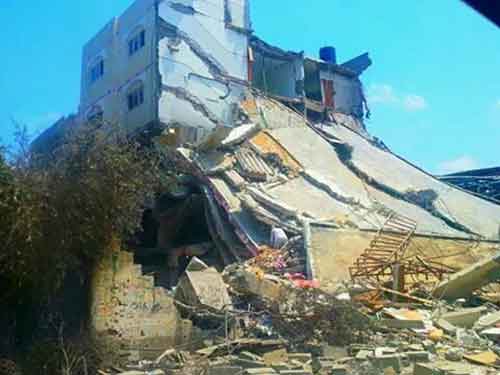 وحشية العدو تطال دور العبادة في غزة