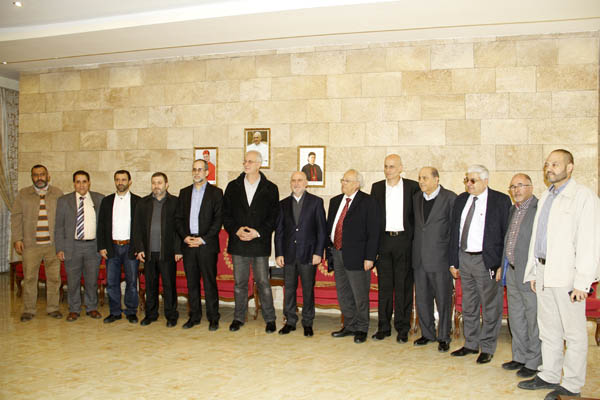 وزير الأشغال يزور بلديات الضاحية الجنوبية