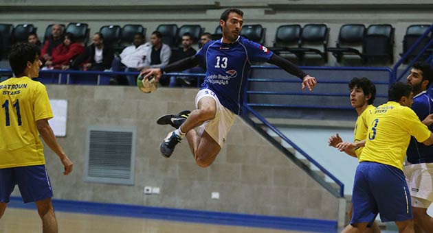 فوز الشباب مار الياس على فوج الاطفاء بفارق 4 اهداف