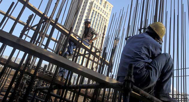 وفاة اكثر من 450 عامل هندي في قطر بين  2012 و2013