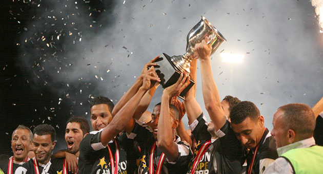 وفاق سطيف  يُتوج بطلاً لكأس السوبر الافريقية لكرة القدم