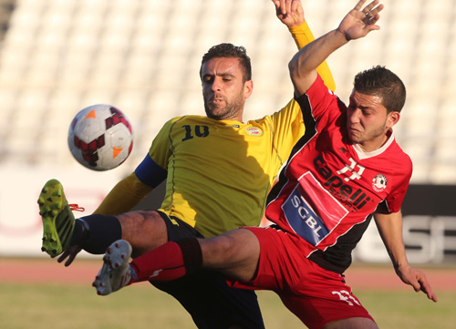قمة الدوري اللبناني: هل ينتزع العهد الصدارة في مواجهة السلام ويعود الى سكة الانتصارات؟