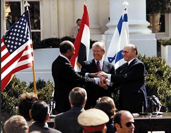 اتفاقية كامب دايفيد .. ربطت المصالح المصرية باميركا و"اسرائبل" التقارب المصري الروسي .. عود على ذي بدء