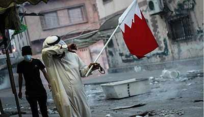 تواصل التظاهرات في البحرين رغم السحب الدُّخانية السامة تواصل التظاهرات في البحرين رغم السحب الدُّخانية السامة