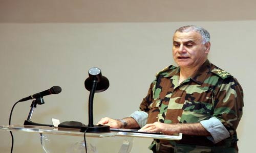 قهوجي: لن نتهاون بالرد على أي إعتداء ولن نساوم على دماء شهدائنا قهوجي: الجيش مستمر في ملاحقة الإرهابيين