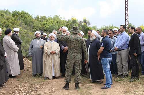 رحلة الى المواقع الجهادية للمقاومة رحلة لعلماء ورجال دين الى المواقع الجهادية للمقاومة