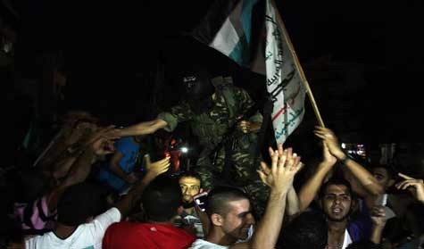 مسيرات سيارة في غزة إحتفالاً بالإنتصار في اليوم الـ51.. غزة تنتصر على العدوان