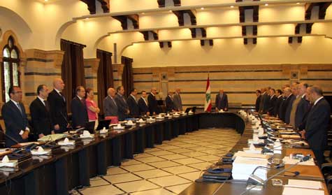 مجلس الوزراء يقرر عقد جلسة خاصة بملف النازحين السوريين
