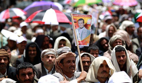 متظاهرون يمنيون موالون لحركة "انصار الله" حشد كبير لـ’انصار الله’ في صنعاء