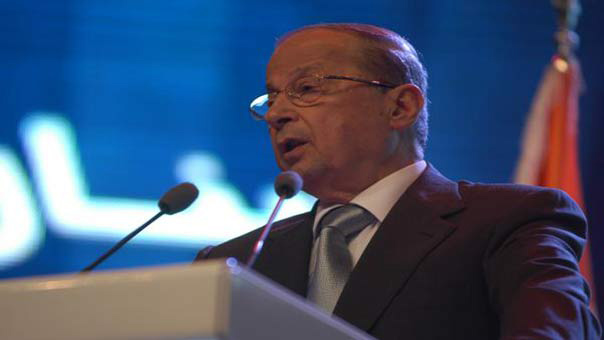 العماد ميشال عون العماد عون يدعو اللبنانيين إلى التوحد لمواجهة الجماعات الإرهابية