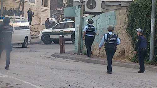 جريمة صهيونية بحق الإنسانية: شنقُ فلسطيني في حافلة بالقدس المحتلة