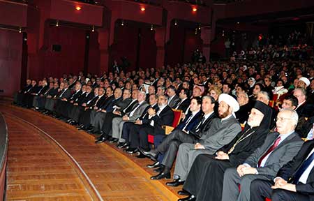 مفتي سورية:الشعب السوري يدفع ثمن مواقفه الداعمة للقضية الفلسطينية