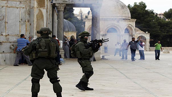 مواجهات جديدة بين الفلسطينيين وقوات الاحتلال في القدس
