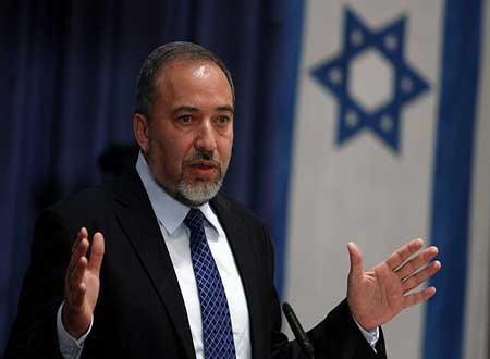 أفيغدور ليبرمان ردود فعل ’اسرائيلية’ غاضبة على قرار الاتحاد الأوروبي شطب ’حماس’ من لائحة الارهاب والاعتراف ’المبدئي’ بفلسطين كدولة