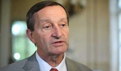 من هم أعضاء الوفد البرلماني الفرنسي الذي يزور دمشق؟