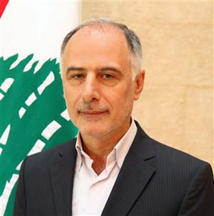 فنيش: الحوارات الجارية تعطي الغطاء السياسي الكامل للجيش للقيام بدوره وواجبه