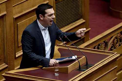 تسيبراس للبرلمان: اليونان تقدّم الإقتراحات ولا تتلقى الأوامر
