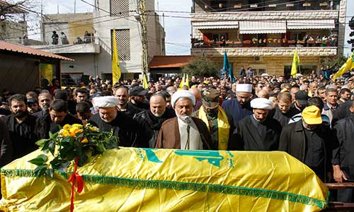 الصلاة على الجثمان الطاهر بامامة الشيخ مهدي الغروي حزب الله وأهالي الجبل شيعوا الشهيد على سامر الحلاني