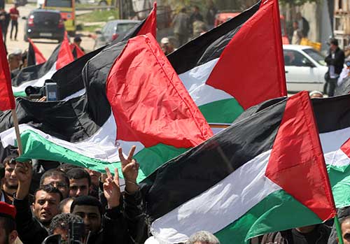 في الذكرى الـ39 لـ&rsquo;يوم الأرض&rsquo;: تأكيد فلسطيني على مواصلة النضال والصمود في وجه مشاريع التهويد والتوطين