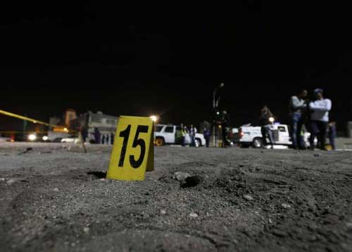 إصابة شرطيين في تفجير في البحرين 
