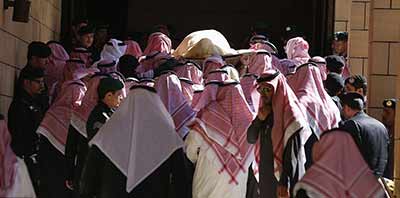 استطلاع &rsquo;اسرائيلي&rsquo; بين المواطنين السعوديين: إيران العدو الأول و&rsquo;اسرائيل&rsquo; في المرتبة الثالثة