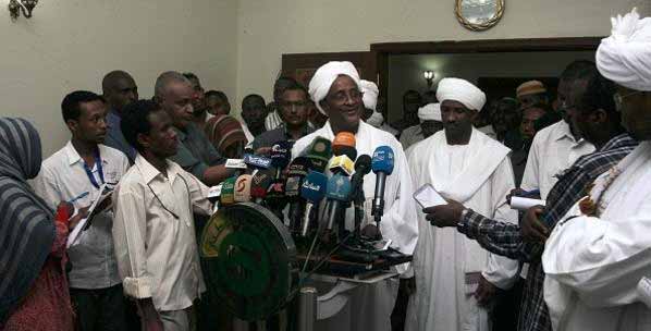 السودان: البشير يعلن تشكيل حكومته الجديدة 