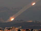 "إسرائيل" تهدد حزب الله.. وتخشاه