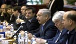 &rsquo;تل أبيب&rsquo; تصادق على إطلاق سراح 104 أسرى فلسطينيين مع بدء المفاوضات
