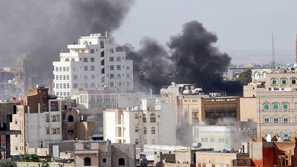 انفجار بسيارة مفخخة يستهدف منزل السفير الايراني في اليمن وإيران تؤكد سلامة دبلوماسييها