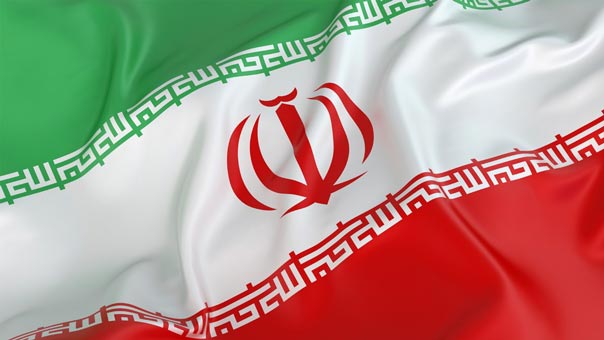 إيران تنفي إرسال أسلحة لليمن وتلقيها إنذاراً من القوات البحرية المصرية بإخلاء خليج عدن