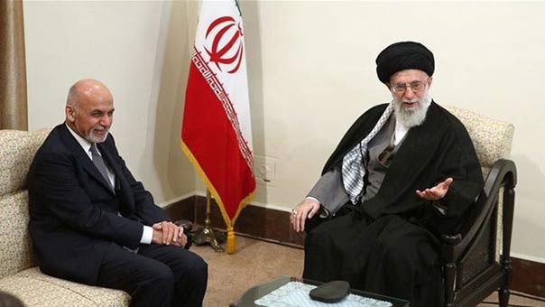 الامام الخامنئي: اميركا تعارض التعاون والتضامن بين ايران وافغانستان