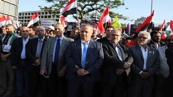 من أمام الإسكوا في بيروت.. إعتصام تضامني حاشد مع الشعب اليمني تنديداً بالعدوان السعودي عليه