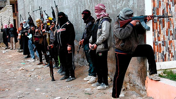 نار الاقتتال الدموي بين مسلحي المجموعات الارهابية في سوريا تستعر