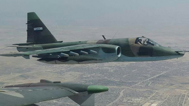 بالفيديو..  طائرات &rsquo;&rsquo;سو - 34&rsquo; الروسية تدمر مواقع الإرهابيين في جسر الشغور بريف ادلب