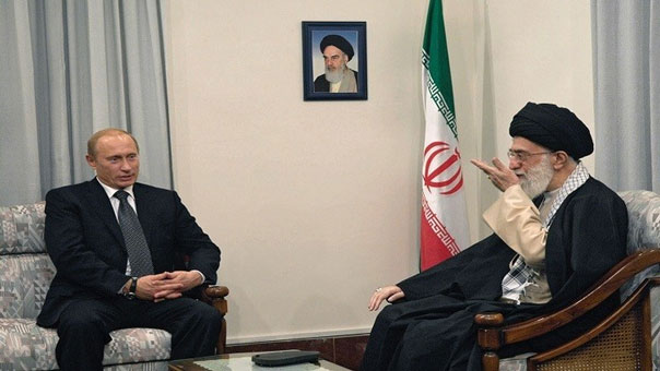 بوتين في طهران للقاء الامام الخامنئي: تكامل في العلاقات الاستراتيجية والإقتصادية بوجه الغرب

