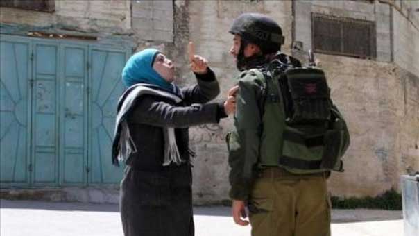 الاحتلال الاسرائيلي يعتقل سيدة فلسطينية قرب مقر الحرم الابراهيمي بزعم محاولة تنفيذ عملية طعن